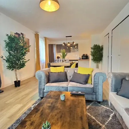 Superbe * Maison Moderne * Proche Centre * Parking Prive Holiday home
