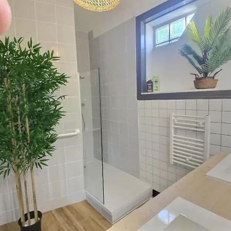 Superbe * Maison Moderne * Proche Centre * Parking Prive Holiday home Angers