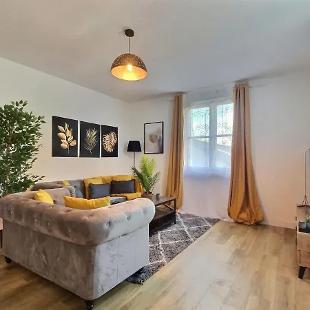 펜션 Superbe * Maison Moderne * Proche Centre * Parking Prive *