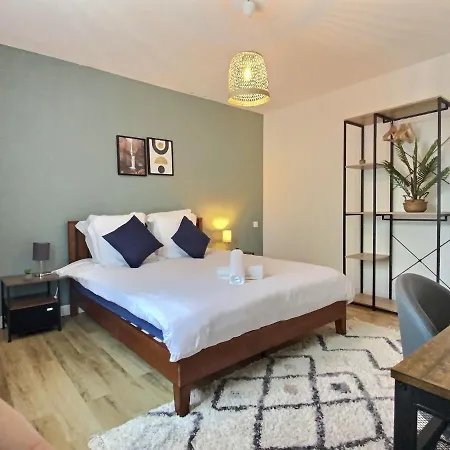 펜션 Superbe * Maison Moderne * Proche Centre * Parking Prive *